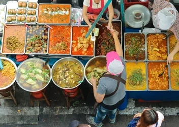 comida callejera barata viajando
